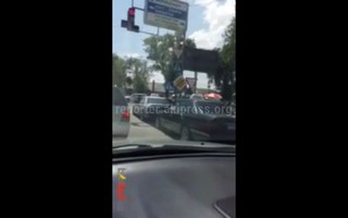 Водитель просит УПМ обратить внимание на перекресток Курманжан датка-Салиева, где постоянно паркуются таксисты (видео)