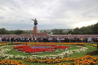 В городе Ош на праздничном Айт намазе приняли участие свыше 13 тыс. человек (фото)