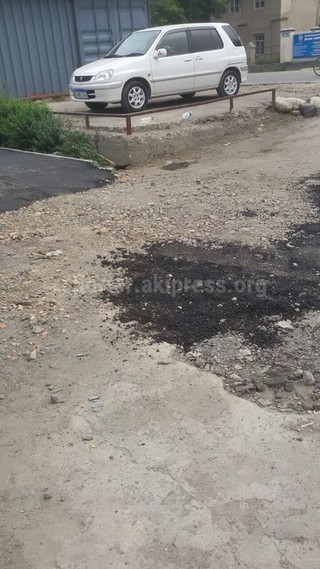 Ведется капремонт отрезка ул.Астраханской, - мэрия Бишкека