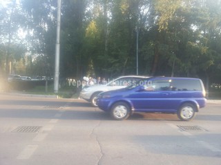 Мэрия Бишкека установит пешеходные светофоры и дополнительные секции к светофорам на перекрестке Масалиева-Байтик баатыра