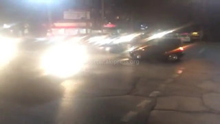 Добровольца, регулировавшего перекресток Боконбаева-Абдрахманова, задержала патрульная милиция, - читатель <i>(видео)</i>