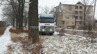 Парковка на газоне