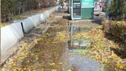 В Оше на пр.Масалиева подтопление тротуара будет устранено, - мэрия Оша