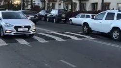 Горожанин спрашивает для чего был установлен «лежачий полицейский» на Токтоналиева-Жаманбаева?