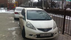 Фото — Еще один праворульный автомобиль, зарегистрированный как леворульный