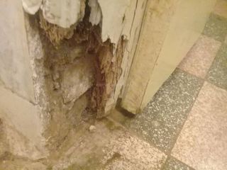 Посетитель сравнил здание Первомайского районного суда с сараем (фото)