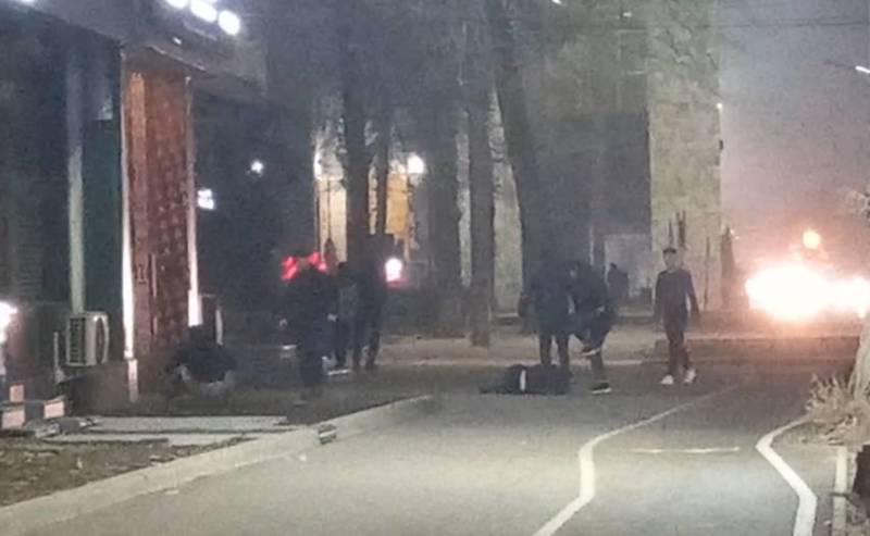 В центре Бишкека произошла массовая драка. Видео