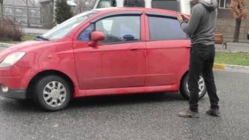 На Айтматова столкнулись «Матиз» и «Хонда». Видео с места аварии