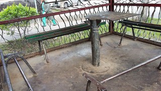 Беседка во дворе 3 детской больницы в плохом состоянии <i>(фото)</i>