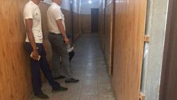 В УВД Ленинского района очередь и нет скамеек для посетителей (фото)