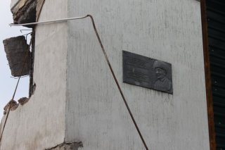 Читатели просят прокурора остановить снос памятника культуры на ул. Боконбаева в Бишкеке <b>(фото)</b> Читатели просят прокурора остановить снос памятника культуры на ул. Боконбаева в Бишкеке <b>(фото)</b>