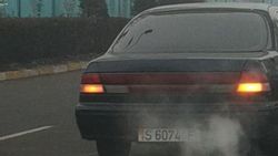 «Ниссан», у которого 24 тыс. сомов штрафов в Carcheck, едет по встречке. Видео «Ниссан», у которого 24 тыс. сомов штрафов в Carcheck, едет по встречке. Видео