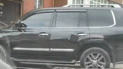 В Бишкеке замечен полностью тонированный Lexus LX 570. Фото