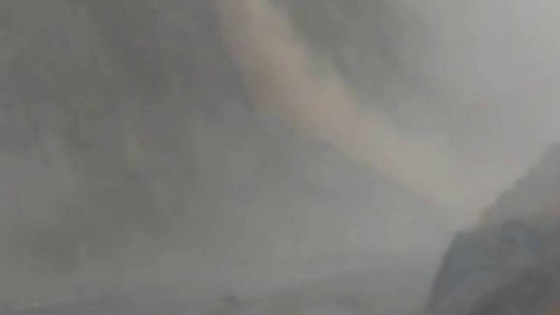 Камнепад на новой дороге Север-Юг. Видео