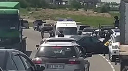 Видео с места аварии на Льва Толстого с участием BMW и «Тойоты», где пострадали 5 человек Видео с места аварии на Льва Толстого с участием BMW и «Тойоты», где пострадали 5 человек