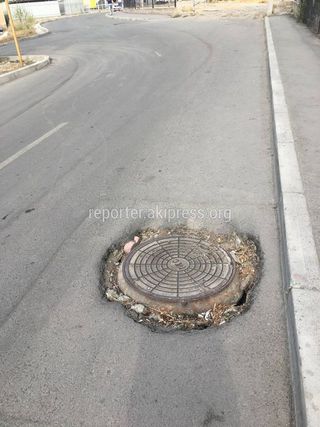 ОАО «Кыргызтелеком» заменит крышку люка в 12 мкр