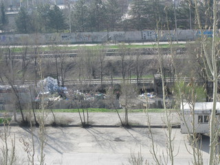 На пересечении улиц Усенбаева-Линейная образовалась и разрастается мусорная свалка (фото) На пересечении улиц Усенбаева-Линейная образовалась и разрастается мусорная свалка (фото)