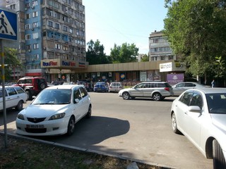 Читатель просит муниципалитет обновить зебру на Боконбаева-Усенбаева (фото)