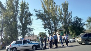 В Кызыл-Аскере произошло ДТП с участием автомашины МВД, - читатель <i>(фото)</i>