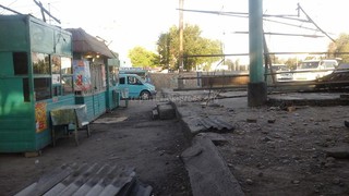 Павильоны по ул.Жибек жолу напротив старого автовокзала портят облик города, - читатель (фото)