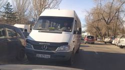 На Л.Толстого «Мерседес» выехал на встречную полосу, за ним штраф на 6 тыс. сомов <i>(фото)</i>
