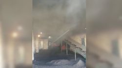 Нарындагы жылуулук ишканасынын эшик-терезесинен бери түтүн чыгат, - жашоочу. Видео
