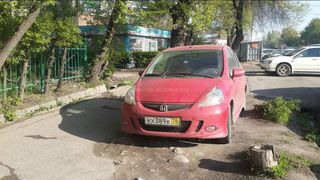 Парковка на тротуаре