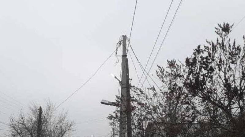 Уличное освещение в дневное время суток просто так не включается, - мэрия