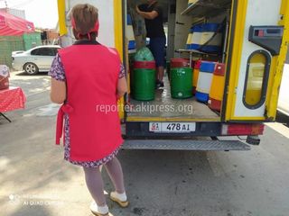 Грузовик компании «Шоро» припарковался на встречной возле «Кудайбергена», - очевидец