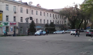 До сих пор не работают светофоры на напряженном перекрестке Чуй-Турусбекова, - читатель <b><i>(фото)</i></b>