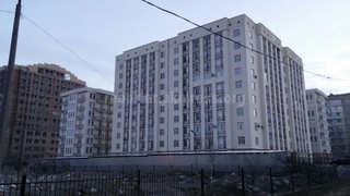 Читатель интересуется, появилась ли трещина в здании нового дома жилкомплекса «Колизей» <b><i>(фото, видео)</i></b>