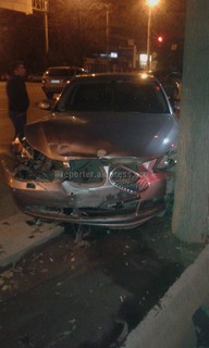 На пересечении улиц Абдрахманова-Боконбаева ночью столкнулись Lexus и BMW, - читатель <b><i>(фото)</i></b>