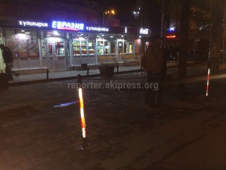 Законно ли установлено ограждение на Абдрахманова-Киевская? - читатель (фото)