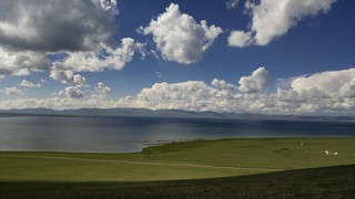 Читатель прислал живописное <b>фото</b> озера Сон-Куль
