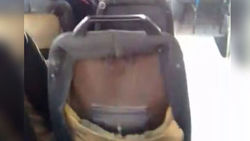 Маршрутка №254 с порванными сидениями снята с линии, - мэрия