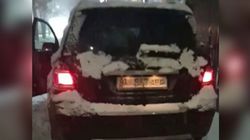 «Лексус LS 460» на тротуаре. Видео