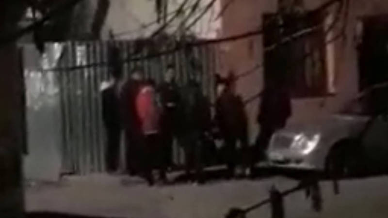 УПСМ проконтролирует участок в 8 мкр, где постоянно шумят парни