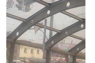 Разваливаются осветительные приборы в подземном переходе на Чуй - Абдрахманова (фото)