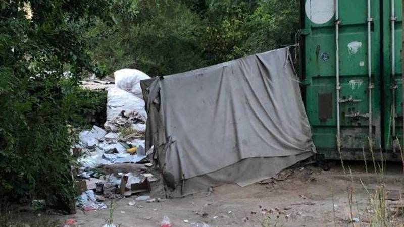 Горожане жалуются на свалку мусора на ул.Гоголя. Видео и фото