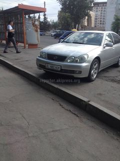 Парковка на остановке в 5 мкр