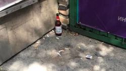 Горожанин жалуется на беспорядок на Пушкина-Табышалиева. Фото