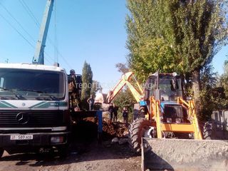 На улице Школьной устранены 12 утечек, - айыл окмоту села Таш Дебе