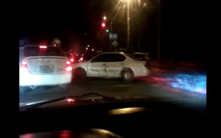 На Горького-Чолпон-Атинская произошло ДТП с участием 3 автомашин, из-за чего образовалась пробка, - читатель <b><i> (видео) </i></b>