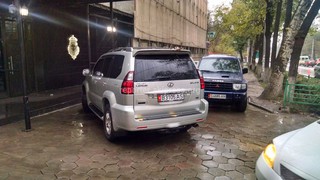 парковка на тротуаре