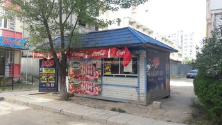 Павильон в мкр Тунгуч во дворе дома №23 установлен самовольно и подлежит демонтажу, - «Бишкекглавархитектура»