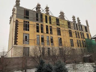 Законно ли идет строительство многоэтажного дома в мкр Джал? - жители <i>(фото)</i>