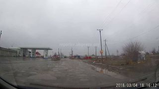 Улица Корсаковых уже полностью в ямах, когда отремонтируют? - читатель