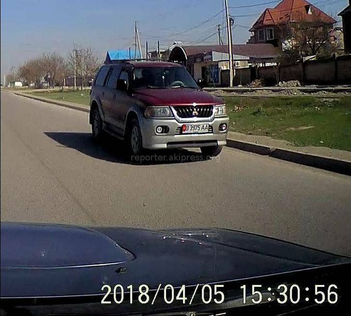 Выехал на встречку на улице Ахунбаева