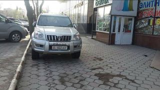 Парковка на тротуаре
