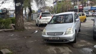 Парковка на тротуаре